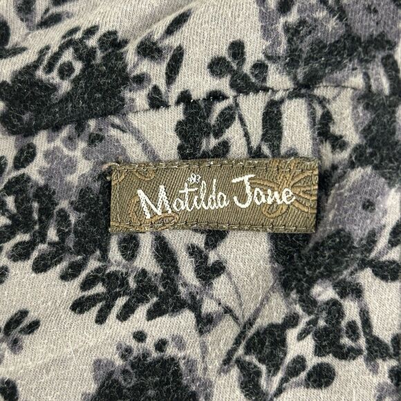 Matilda Jane Finn Tier Pant Size Small Black & Gray Floral Boho Flared - Picture 14 of 14